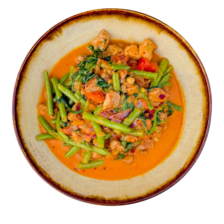 Curry Pork Pieces with Spinach and Green Beans