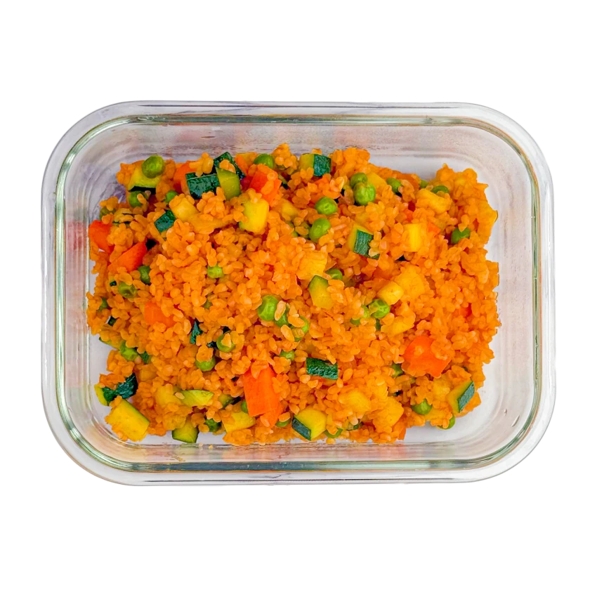 Box mit Bulgur und gebratenem Gemüse