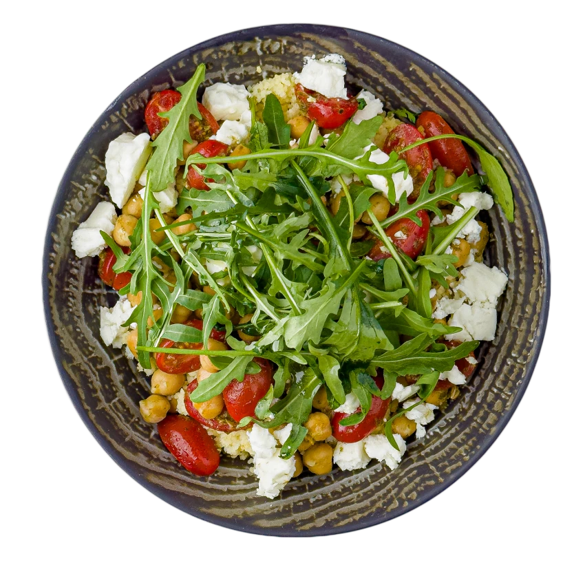 Salat aus Kuskus, Kichererbsen, Feta und Basilikumpesto