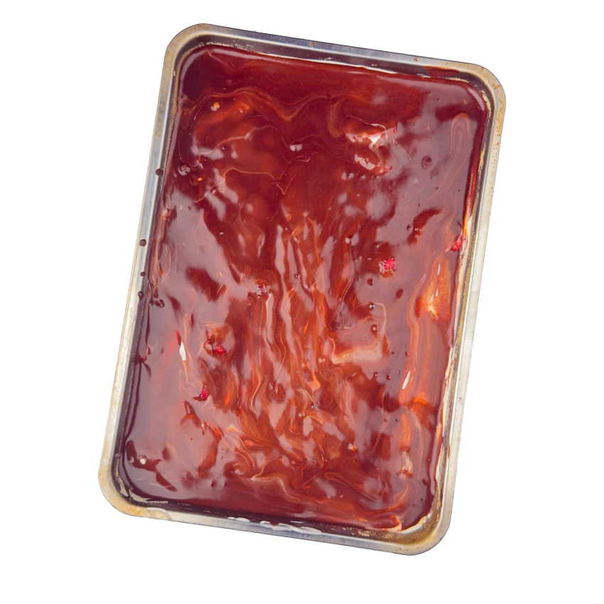 Míša Slices With Strawberries
