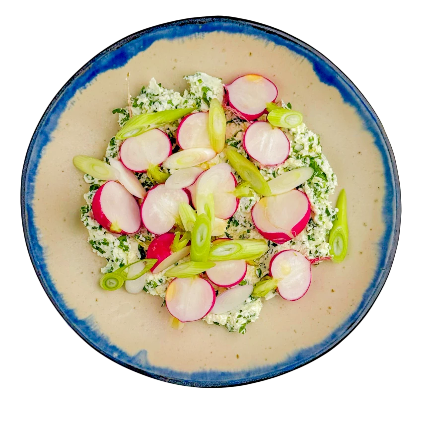 Radishes with Herbed Quark