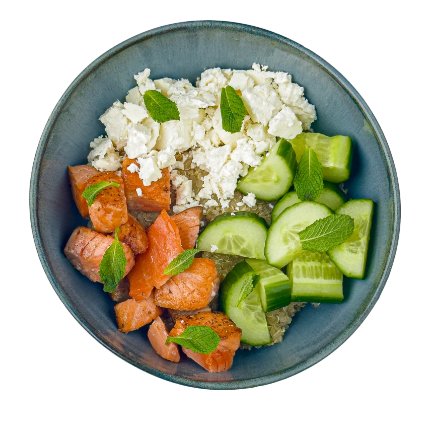 Poké bowl s lososem a quinoou