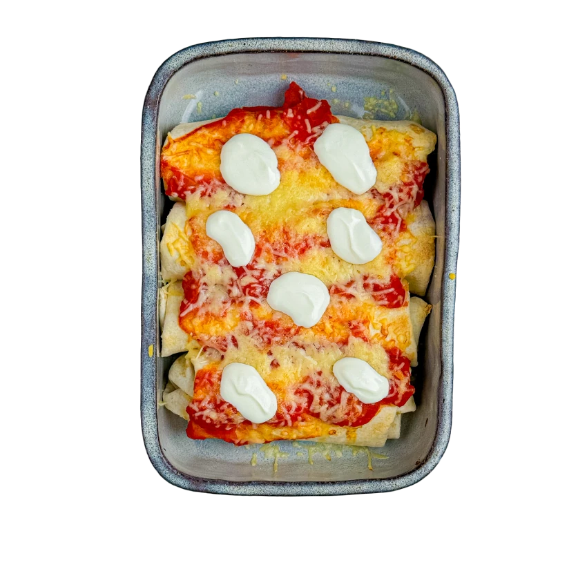 Enchiladas 'Rojas' with tomato sauce and ground beef