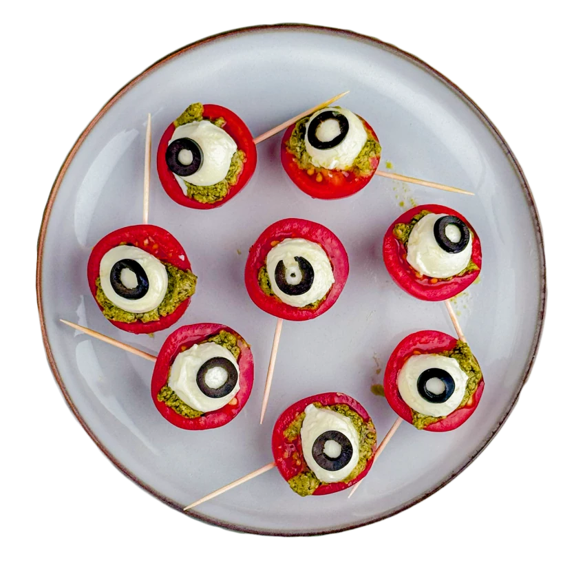 Halloween Caprese Eyeballs