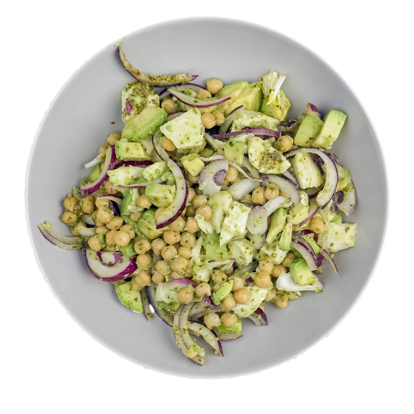 Avocado-chickpea salad with mozzarella