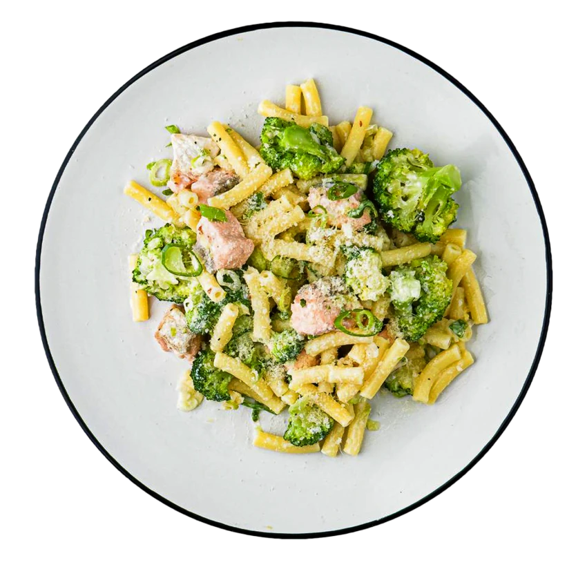 Macaroni with Salmon and Broccoli