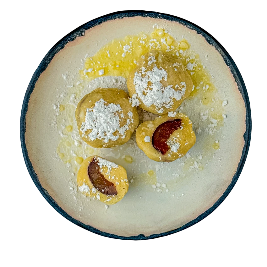 Quark Dumplings with Plums