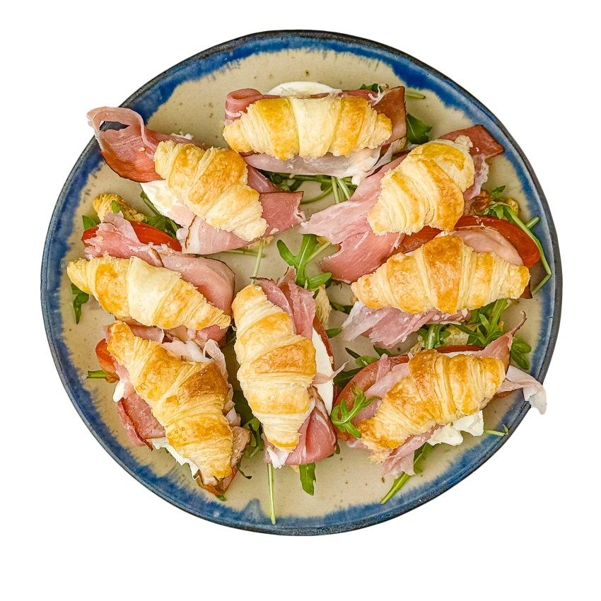 Mini Puff Pastry Croissant with Cheese and Ham